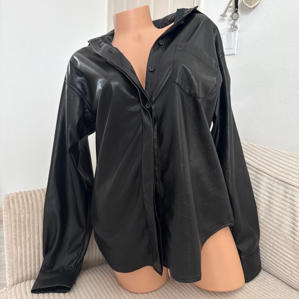 Good American Better Than Leather Faux Leather Button-Up Shirt Like new